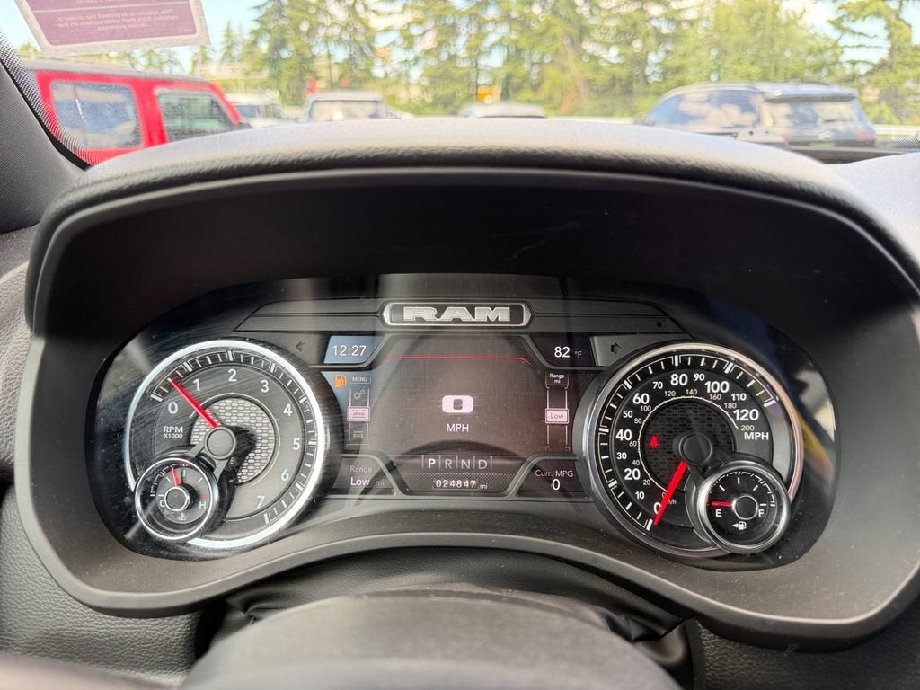 2023 RAM 1500 Big Horn Crew Cab 4x4 5'7" Box