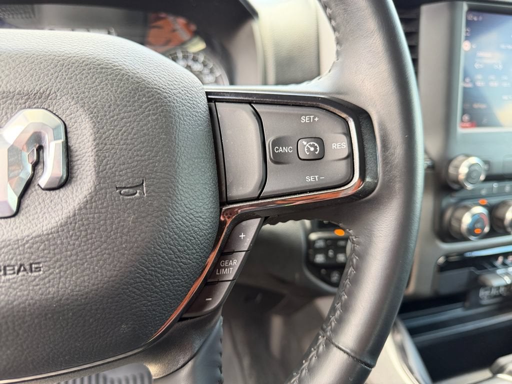 2023 RAM 1500 Big Horn Crew Cab 4x4 5'7" Box