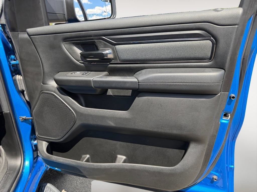 2023 RAM 1500 Big Horn Crew Cab 4x4 5'7" Box