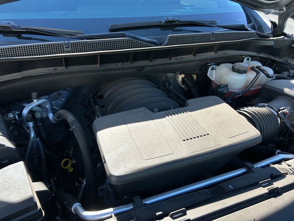 2025 Chevrolet Suburban RST