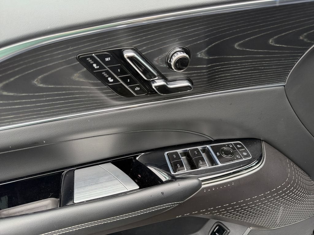 2024 Cadillac LYRIQ Sport 1