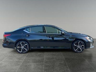 2025 Nissan Altima SR FWD