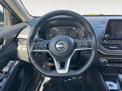 2025 Nissan Altima SR FWD
