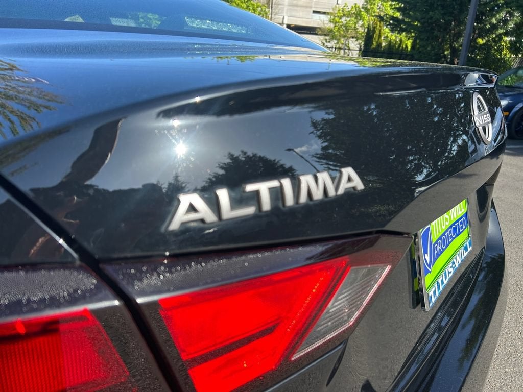 2025 Nissan Altima SR FWD