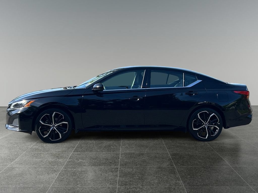 2025 Nissan Altima SR FWD