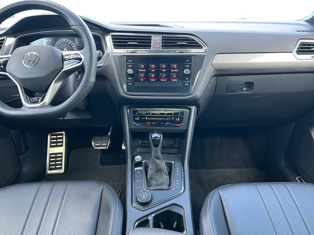 2024 Volkswagen Tiguan 2.0T SE R-Line Black