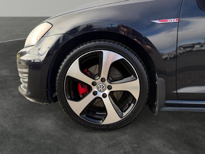 2015 Volkswagen Golf GTI 2.0T SE 4-Door