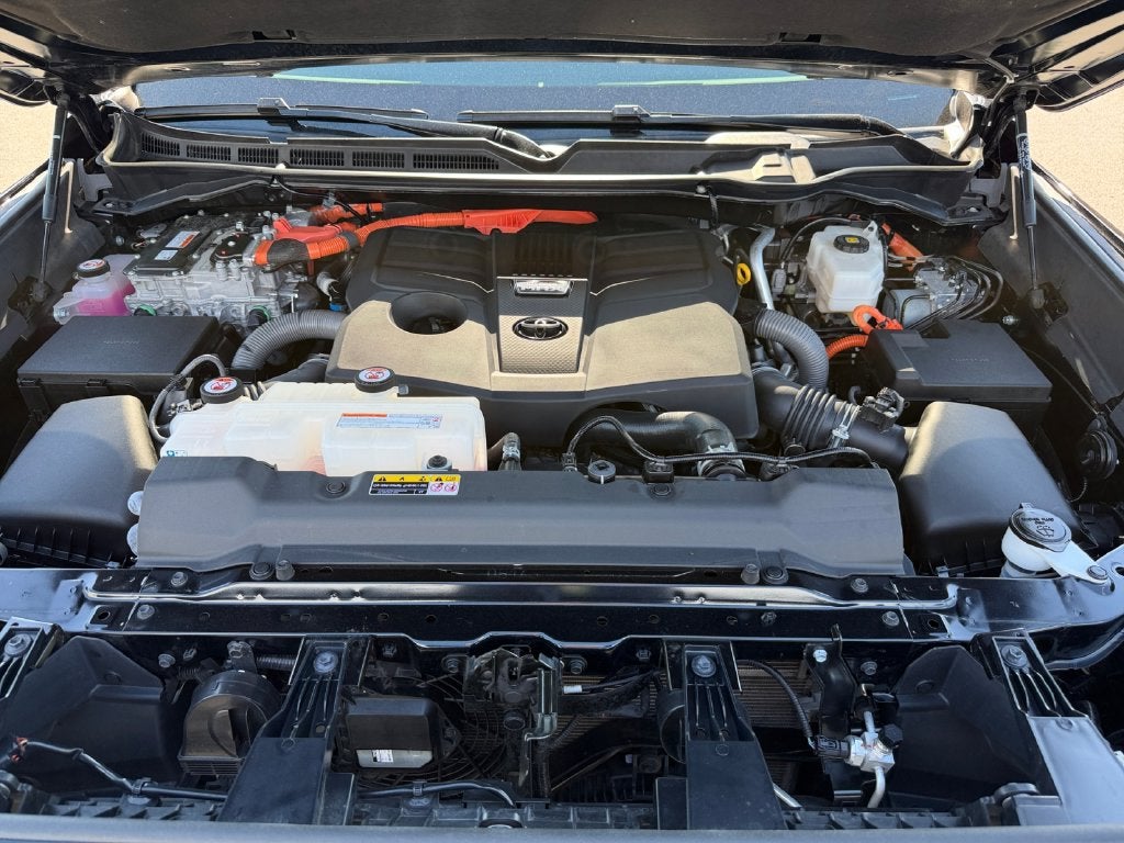 2023 Toyota Sequoia SR5