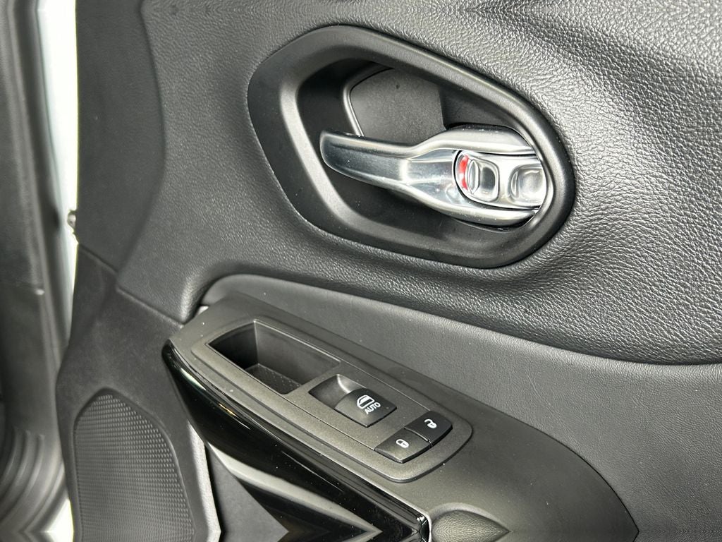 2023 Jeep Cherokee Altitude