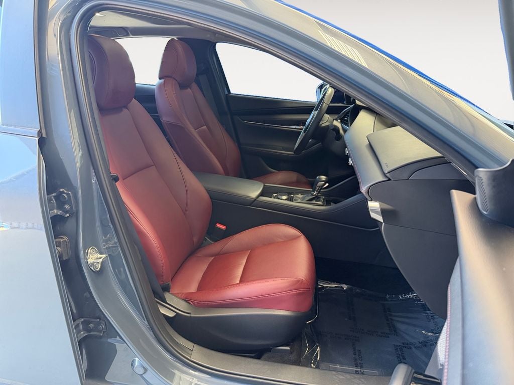 2023 Mazda Mazda3 2.5 S Carbon Edition