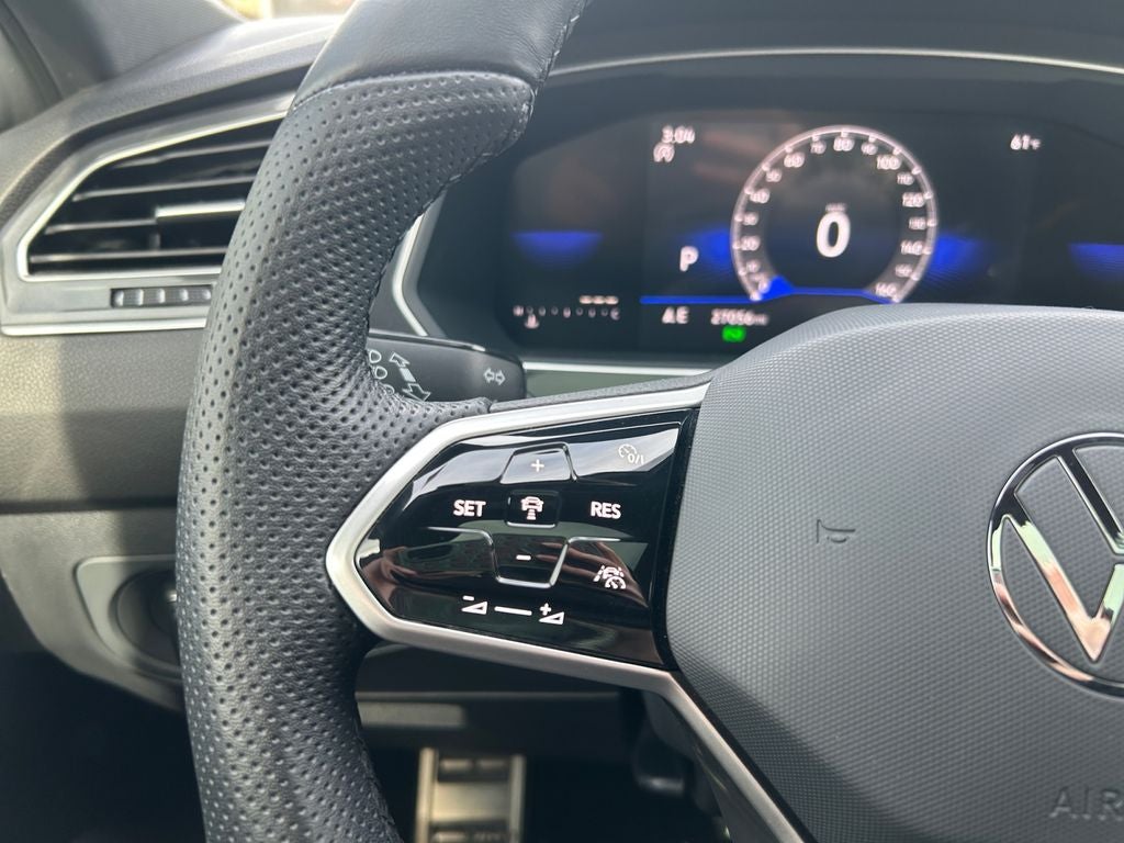 2023 Volkswagen Tiguan 2.0T SE R-Line Black
