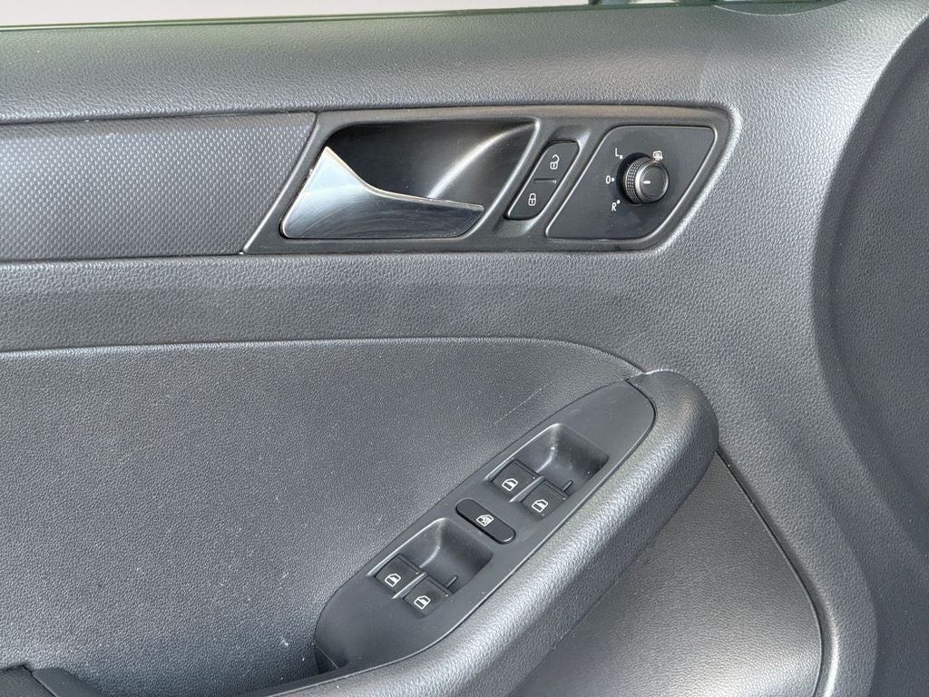 2015 Volkswagen Jetta 2.0L S