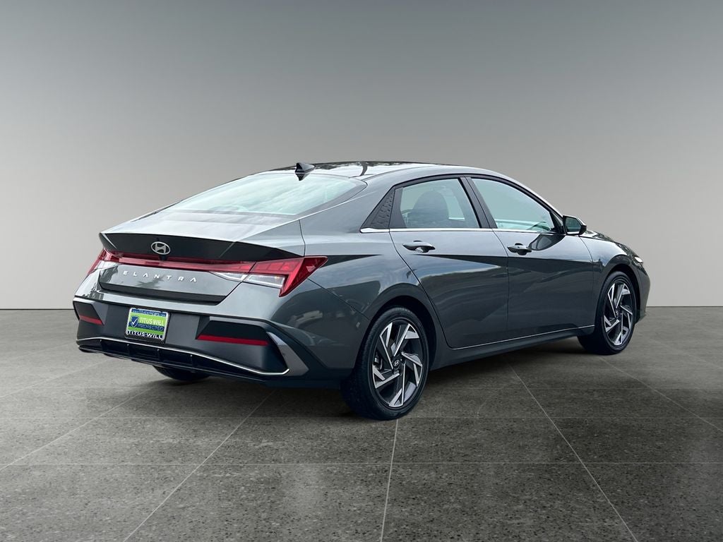 2025 Hyundai Elantra SEL Convenience