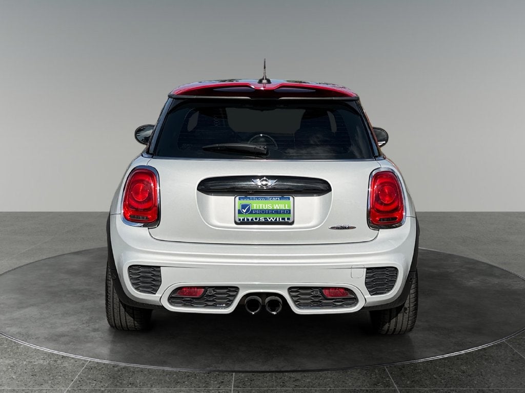 2016 MINI John Cooper Works Base