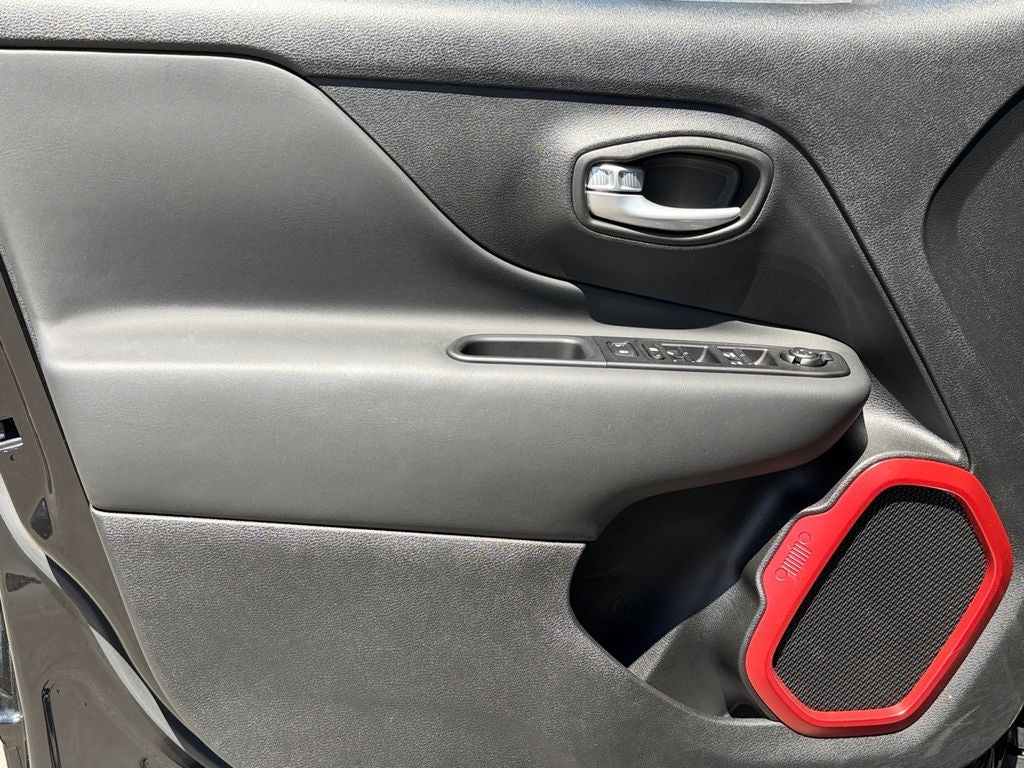 2023 Jeep Renegade Latitude RED Edition