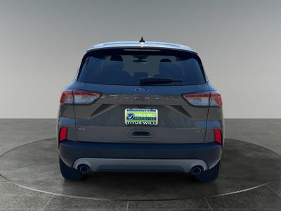 2022 Ford Escape Hybrid SE