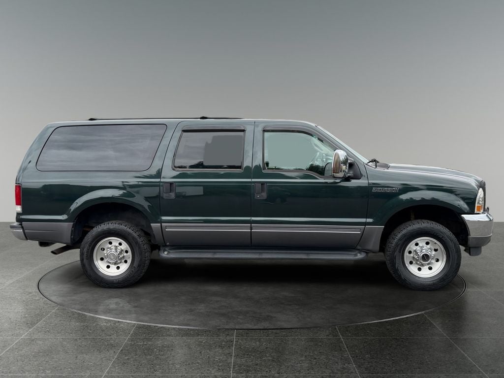 2003 Ford Excursion XLT 137 WB
