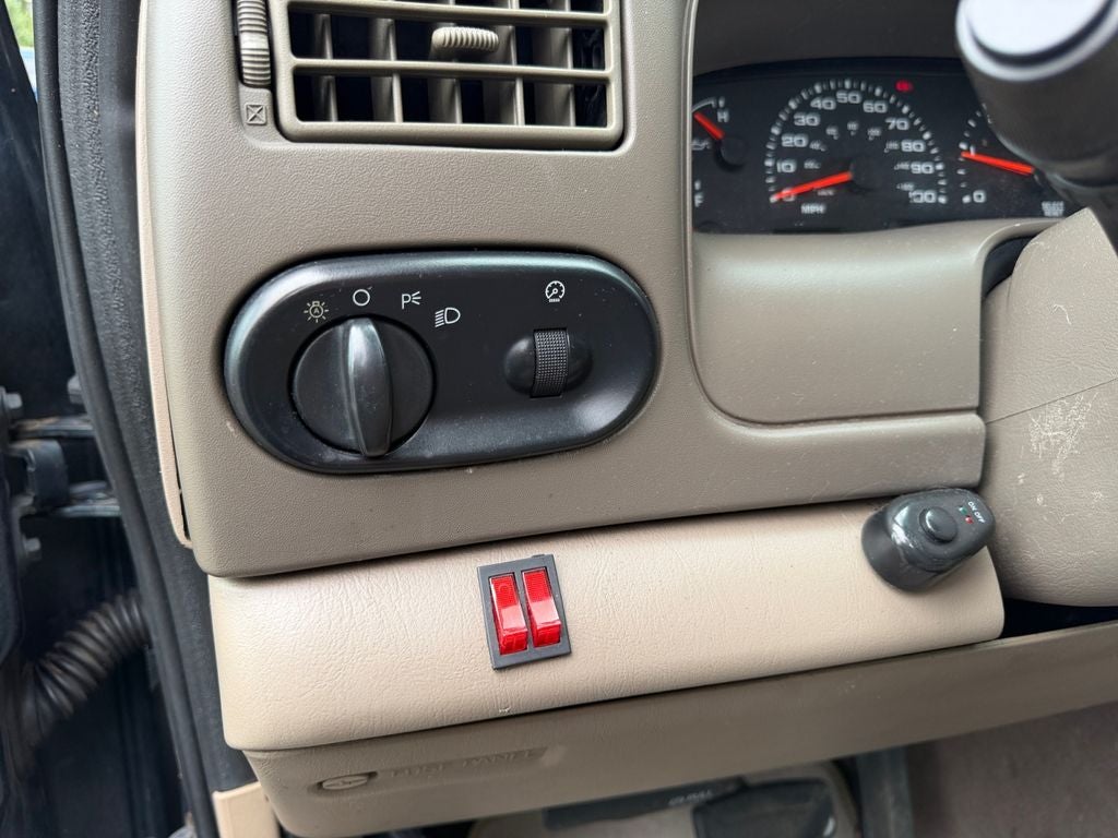 2003 Ford Excursion XLT 137 WB