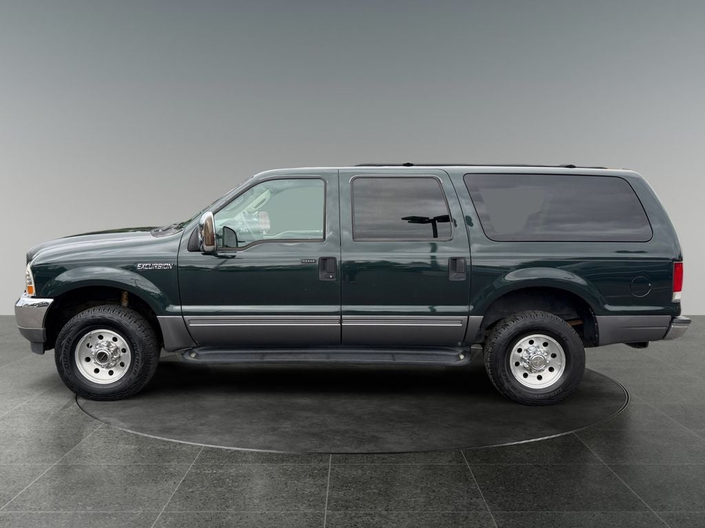 2003 Ford Excursion XLT 137 WB
