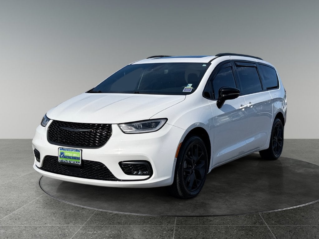 2024 Chrysler Pacifica Limited AWD