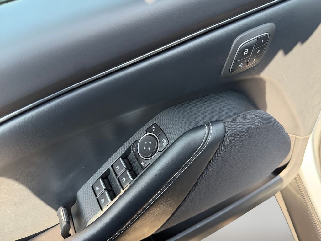 2021 Ford Mustang Mach-E Select