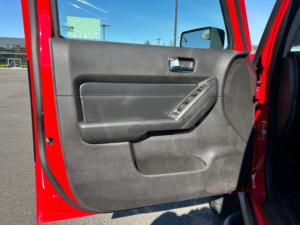 2010 Hummer H3 Base