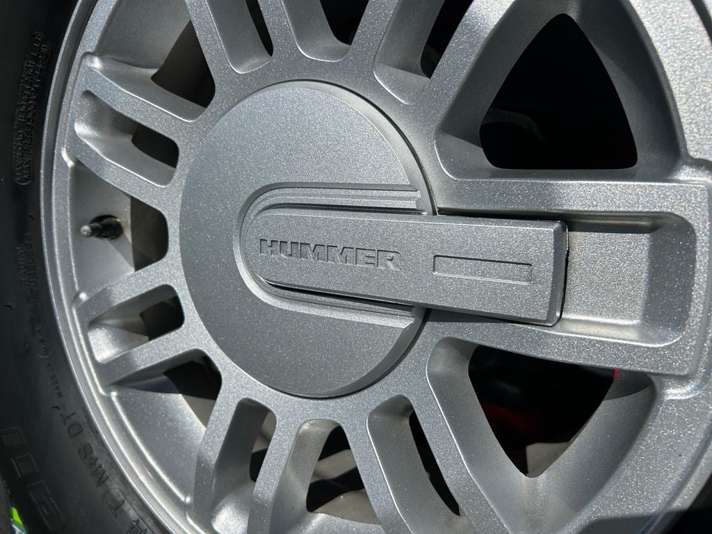 2010 Hummer H3 Base