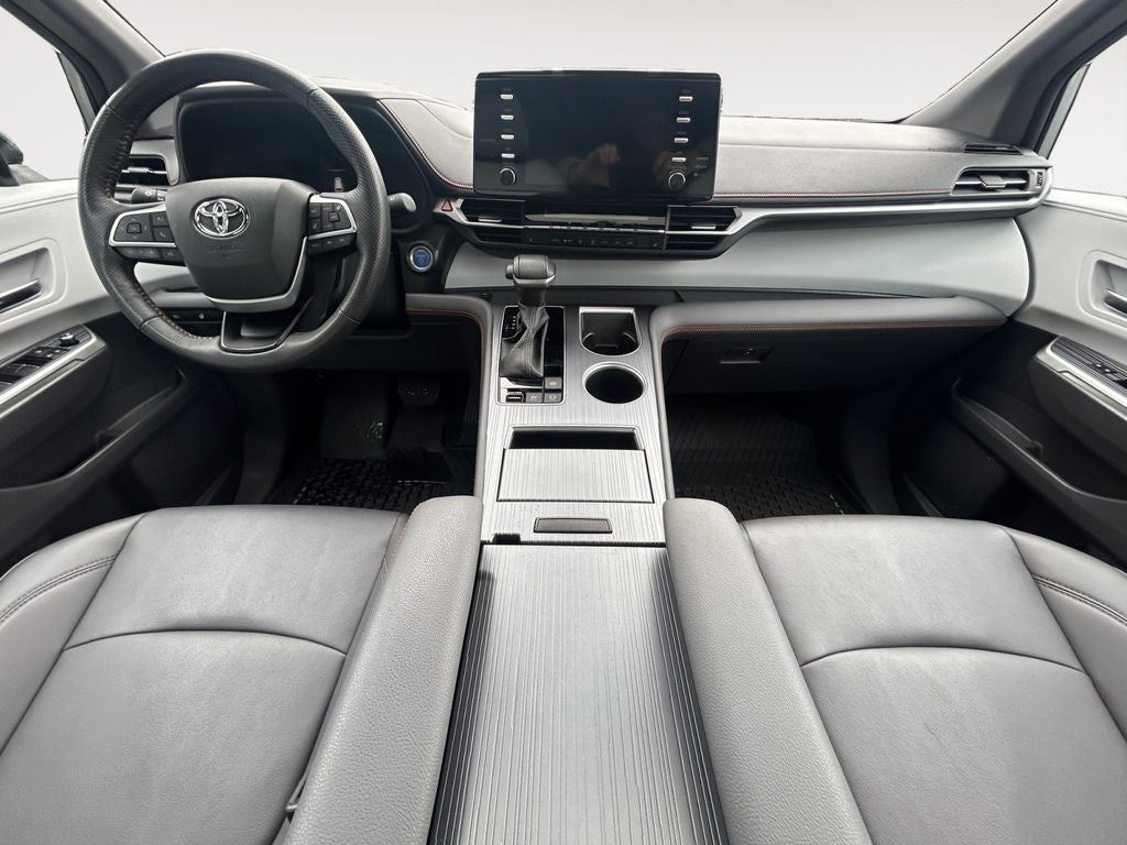 2024 Toyota Sienna XSE 7 Passenger