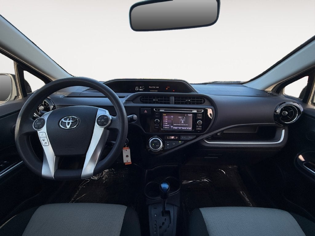 2016 Toyota Prius c Persona Series