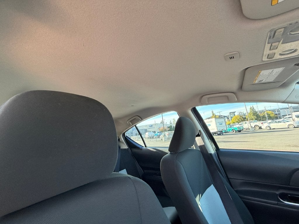 2016 Toyota Prius c Persona Series