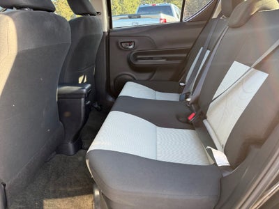 2016 Toyota Prius c Persona Series