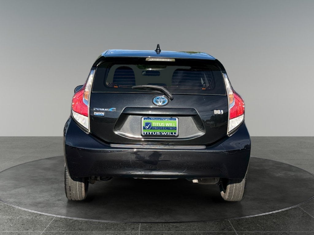 2016 Toyota Prius c Persona Series