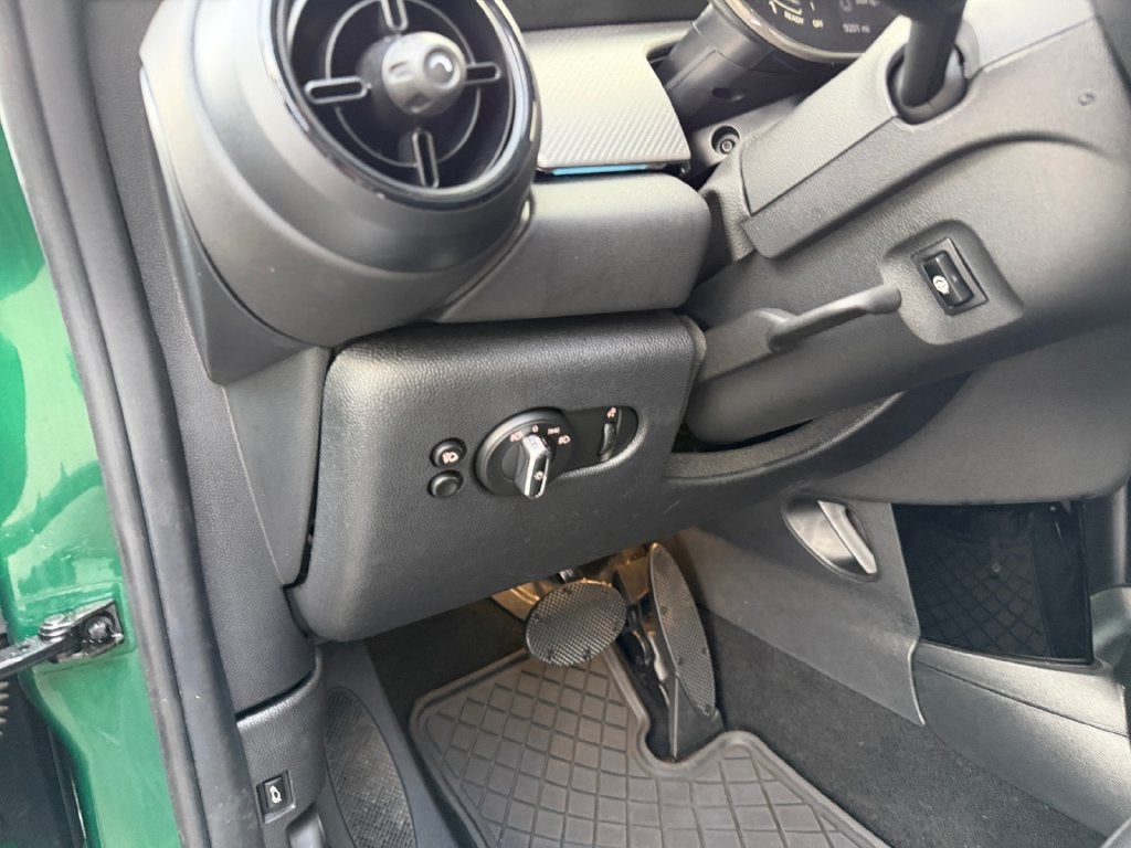 2024 MINI Cooper S Signature