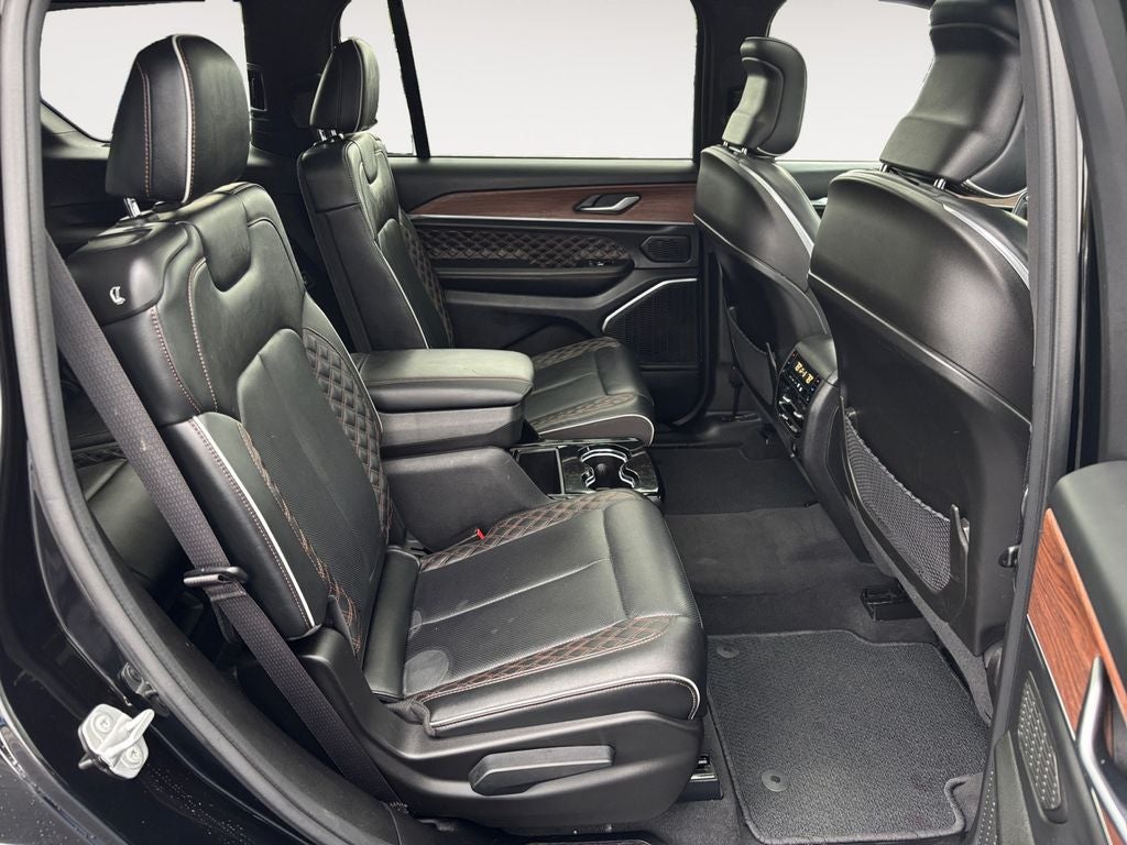 2023 Jeep Grand Cherokee L Summit