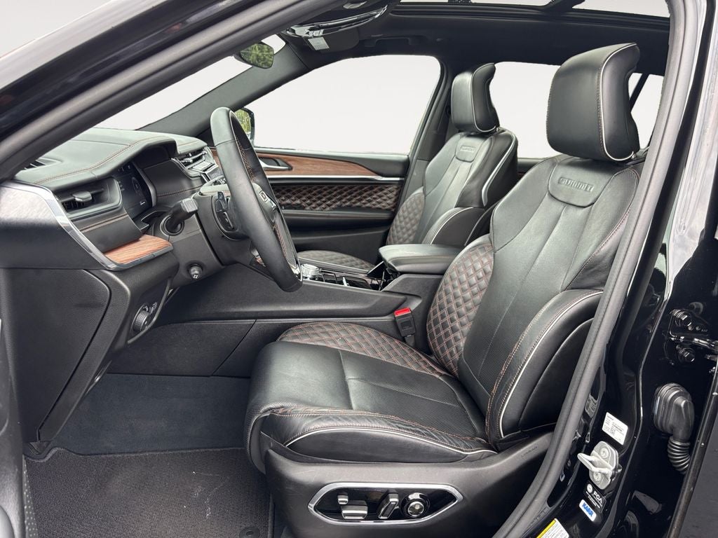 2023 Jeep Grand Cherokee L Summit