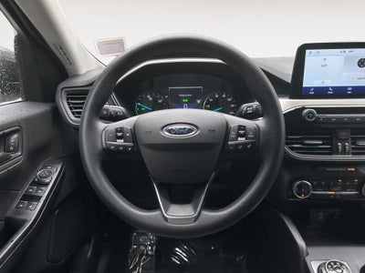 2022 Ford Escape Hybrid SE