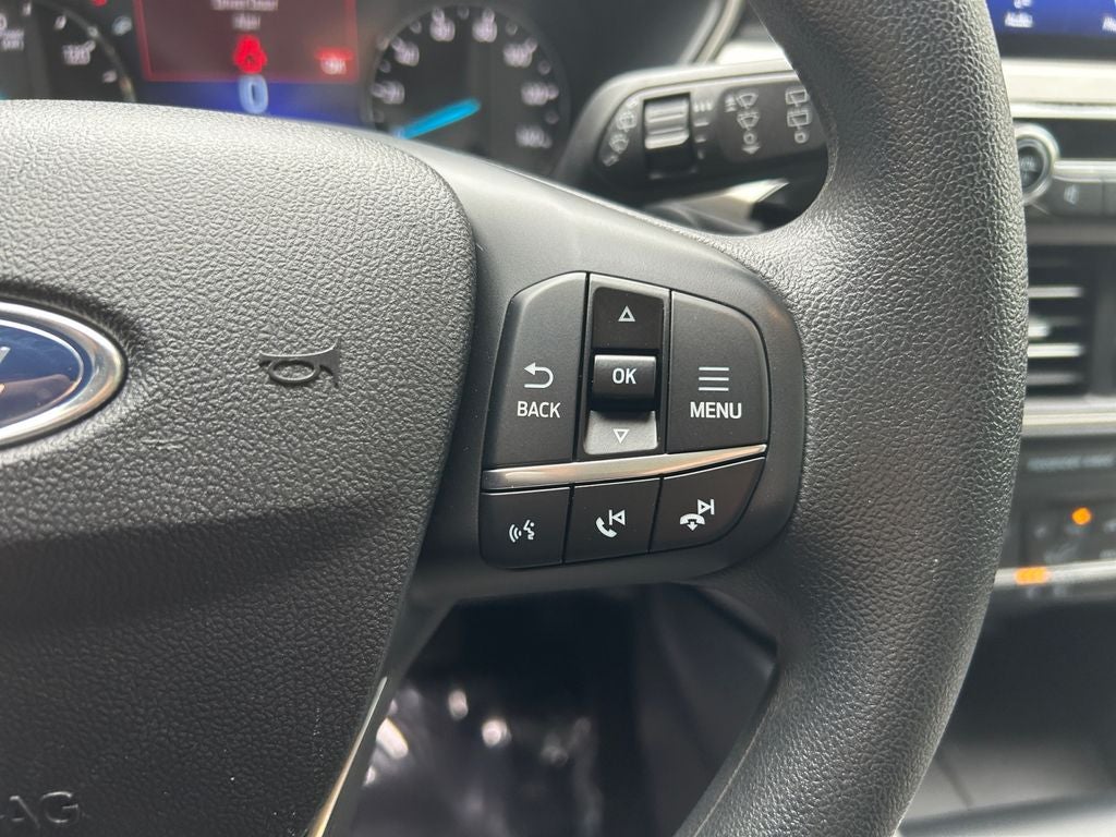 2022 Ford Escape Hybrid SE