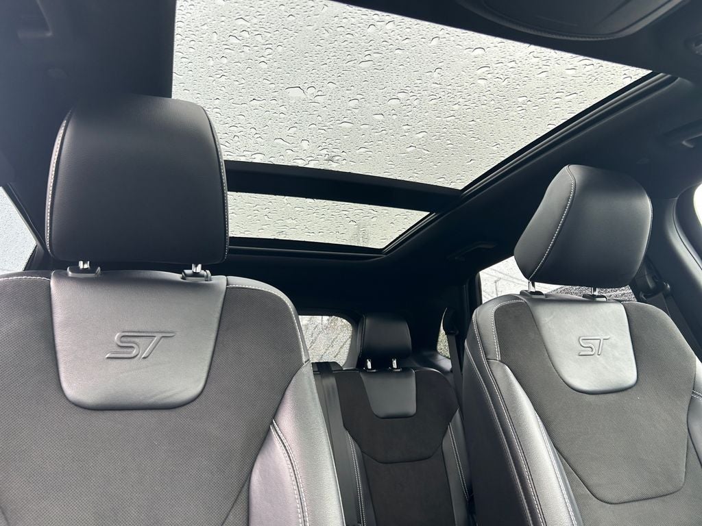 2023 Ford Edge ST