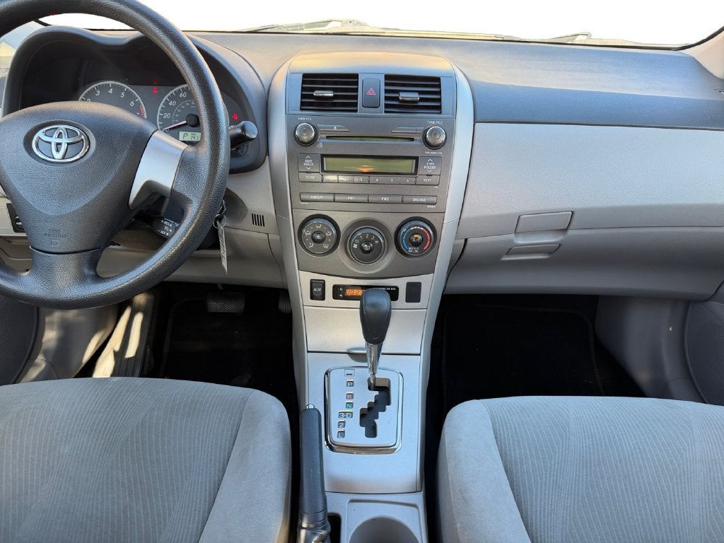 2011 Toyota Corolla LE