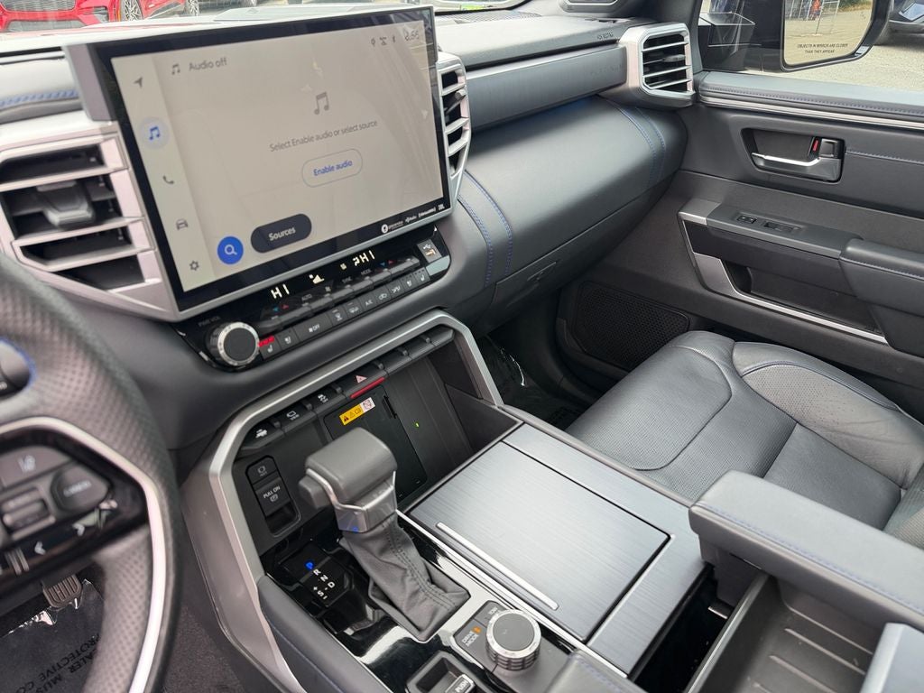 2022 Toyota Tundra Hybrid Platinum