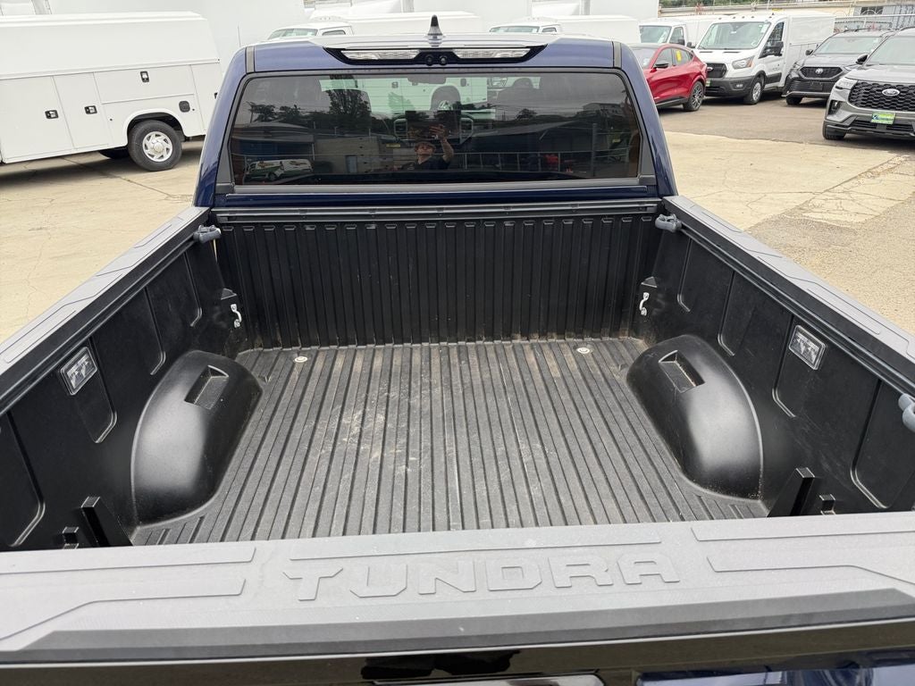 2022 Toyota Tundra Hybrid Platinum