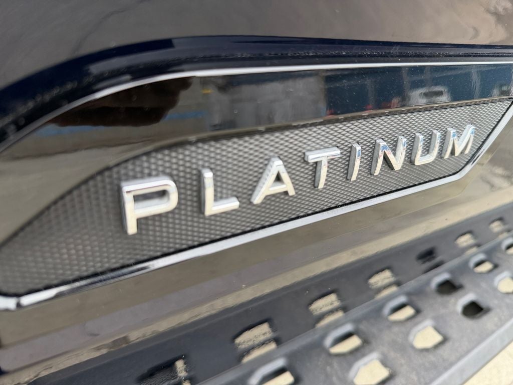 2022 Toyota Tundra Hybrid Platinum