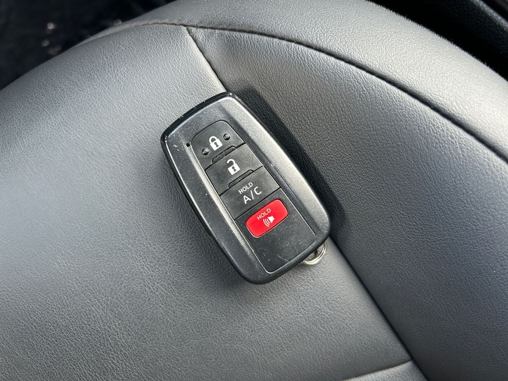 2022 Toyota Prius Prime XLE