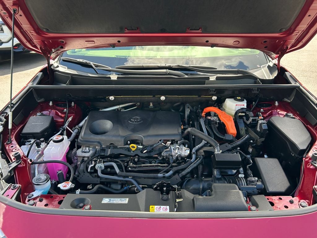 2025 Toyota RAV4 Hybrid XLE