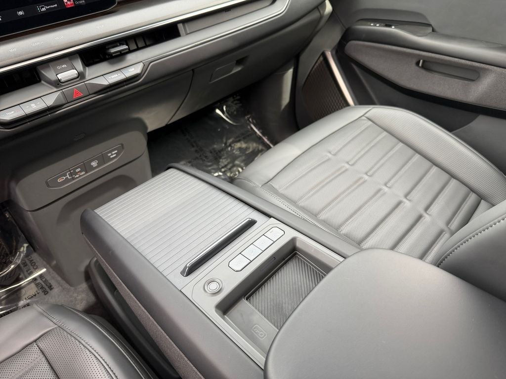 2024 Kia EV9 Land