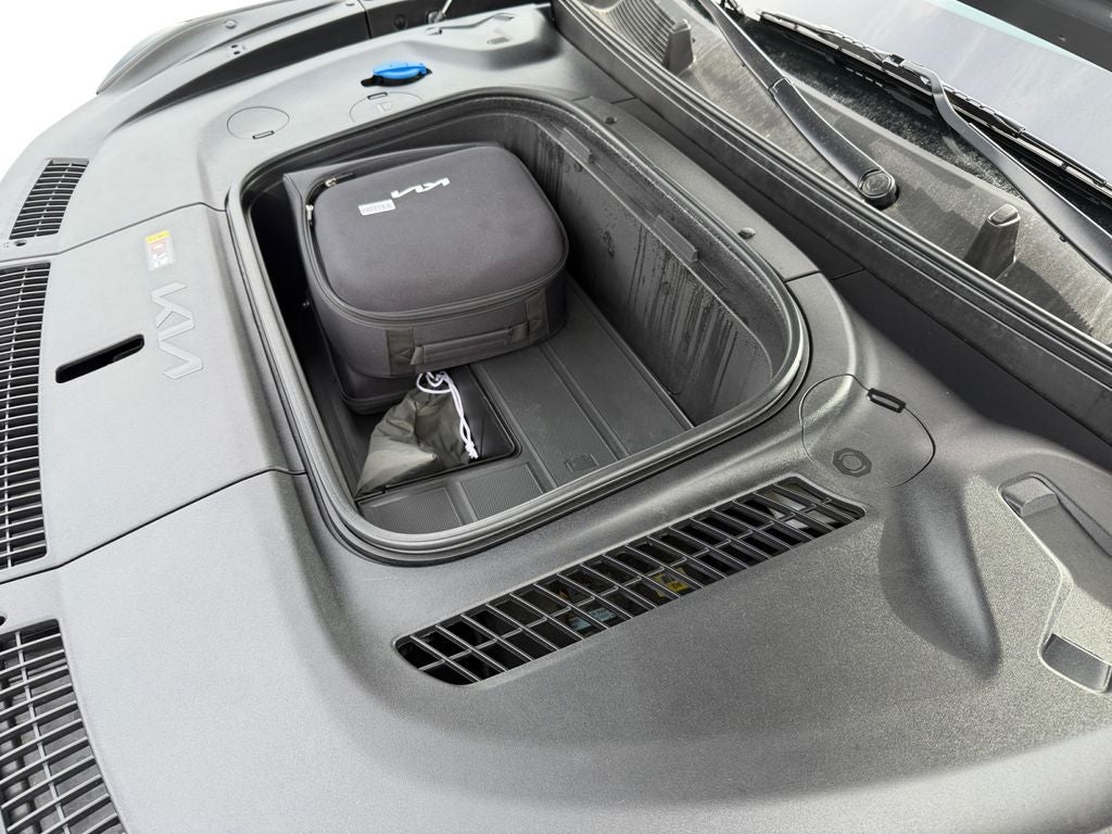 2024 Kia EV9 Land