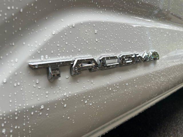 2024 Toyota TACOMA SR5 SR5