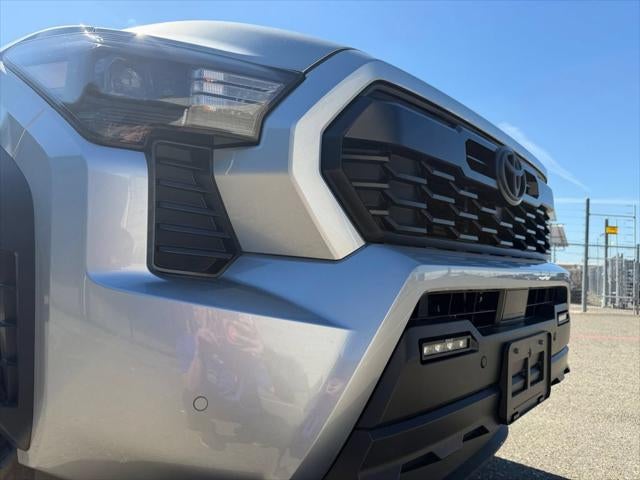 2025 Toyota Tacoma Hybrid TRD Off Road