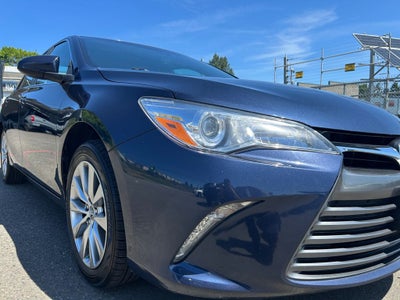2017 Toyota CAMRY XLE