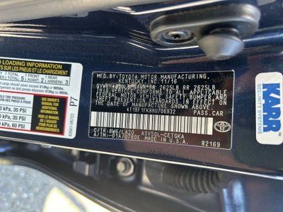 2017 Toyota CAMRY XLE